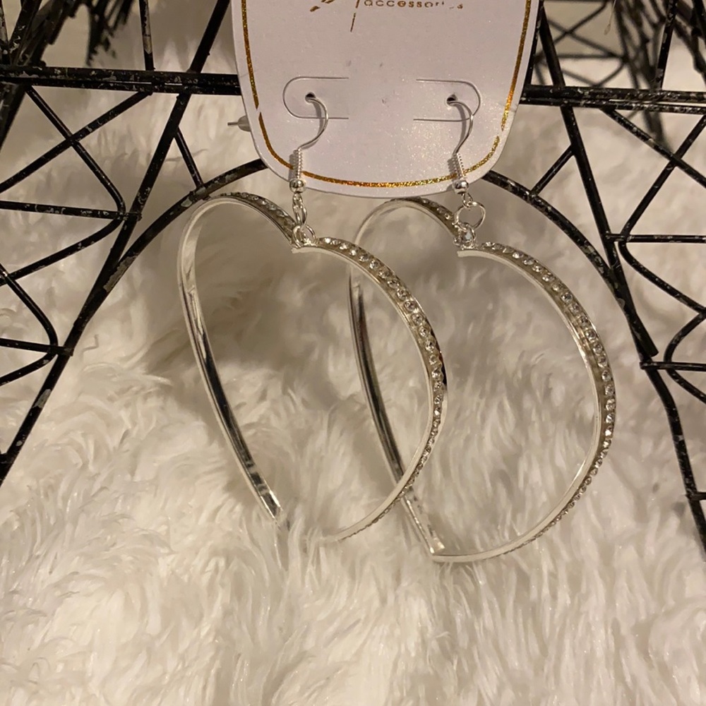 New Heart Fashion Dangle Earrings